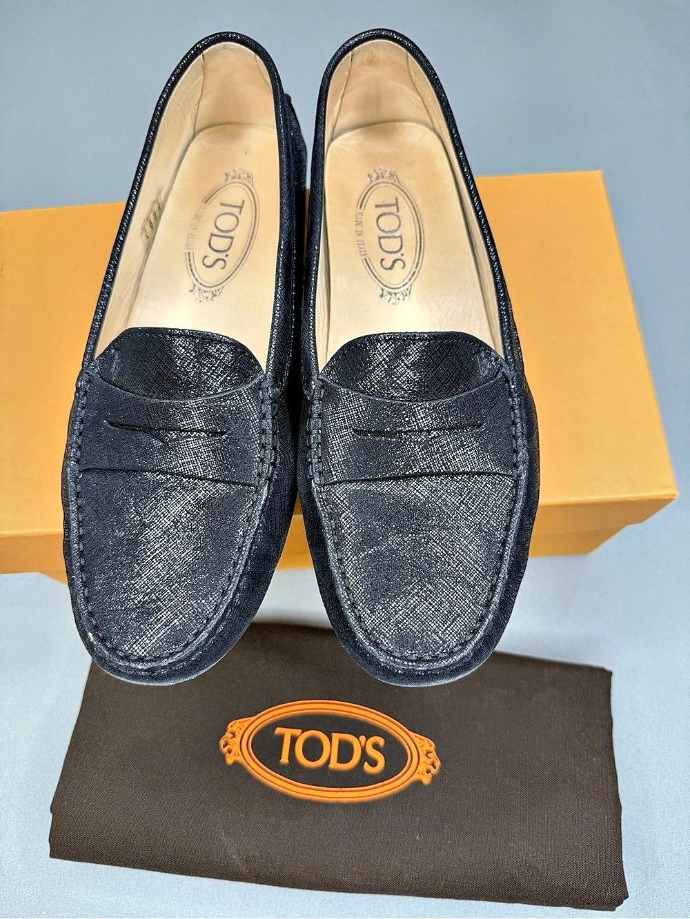 Tod's Moccasins Drivers Loafers Black EU 38 textured patent leather dust bag box